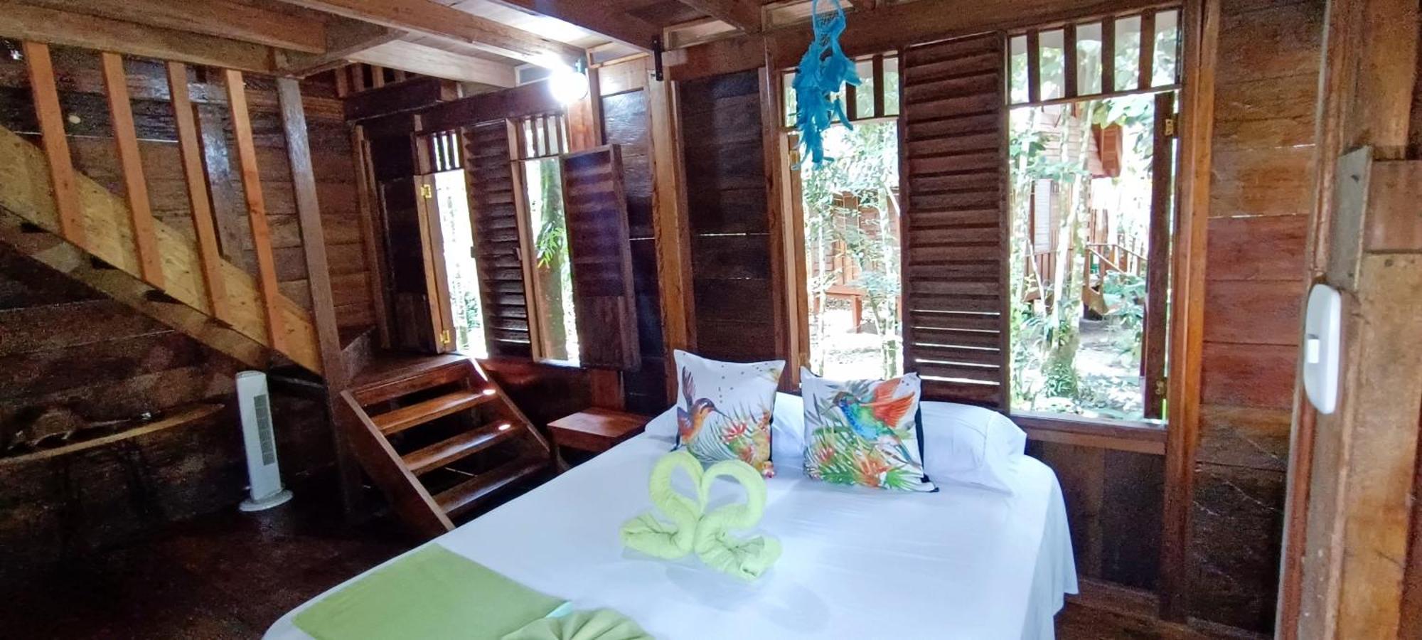 Hotel Ecologico Makalombia La Macarena ภายนอก รูปภาพ